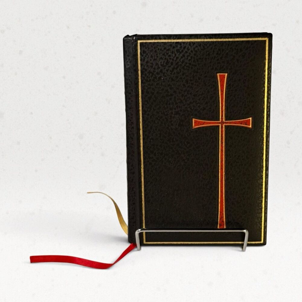 Vtg Our Family Prayer Book Jubilee Edition 1999 Rev Bernard F McWilliams Cat